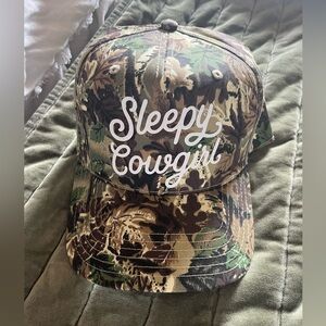 Sleepy cowgirl camo hat